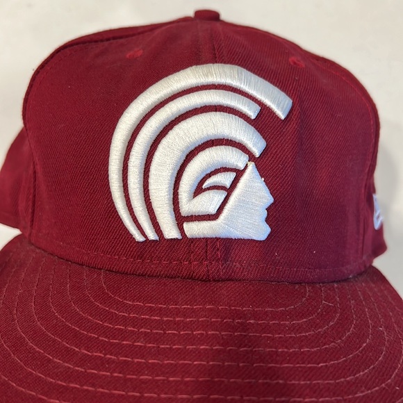 New era fitted spartan hat - Picture 4 of 4